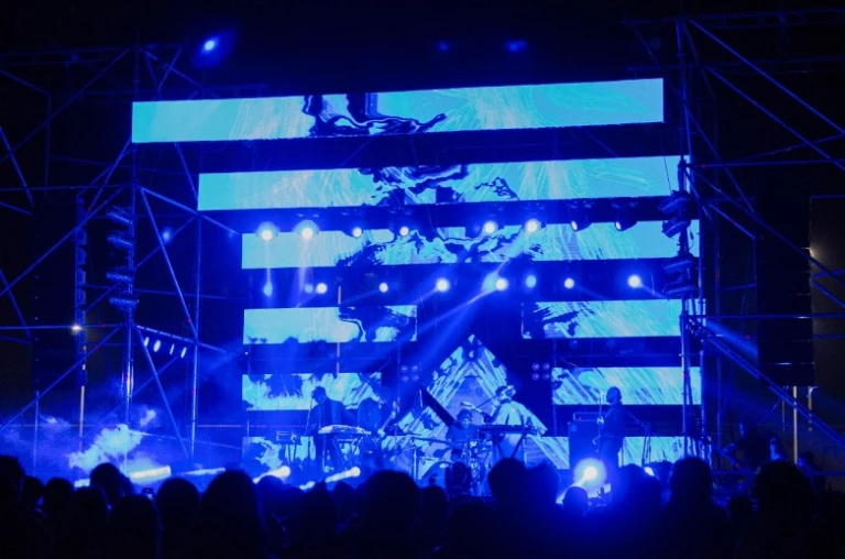 6ea7f4413c121b12302396bf735bfcb9_L