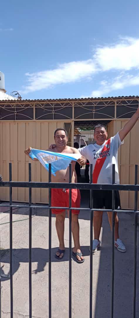 f76de88f-2202-4ad6-9e4b-5b5945f6c0ee