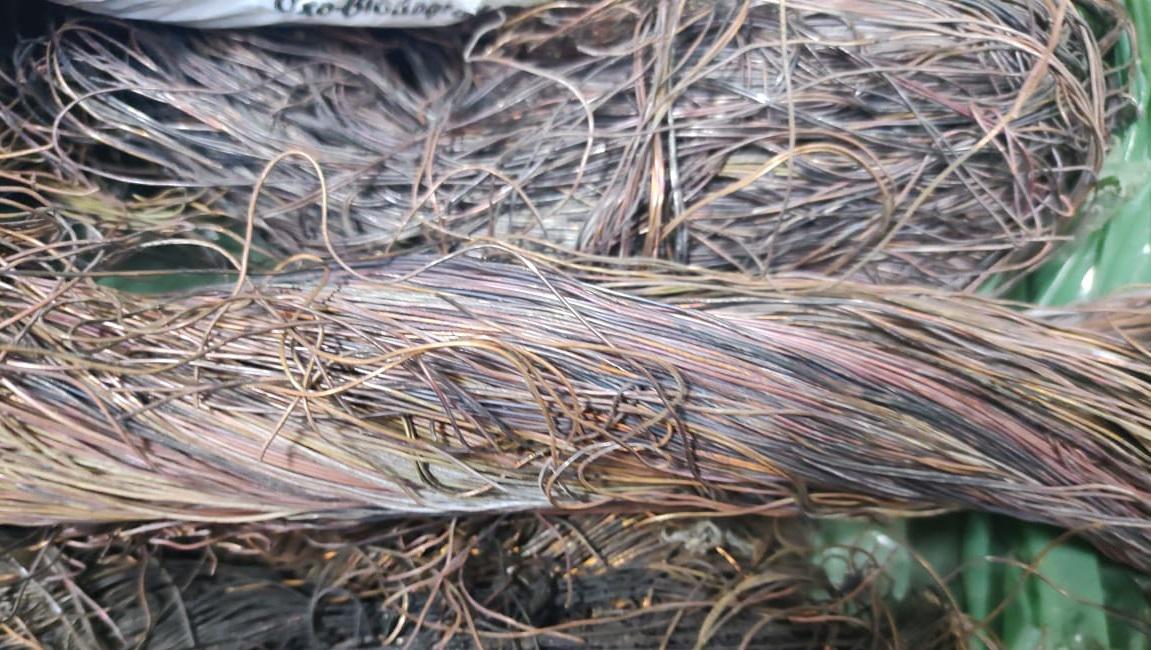 d487deb6-8207-4c6b-a7d5-f95673f882be