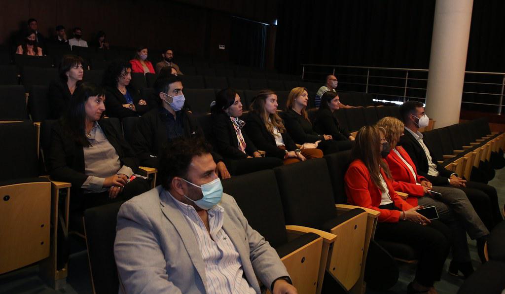 52013121706_329b88cf28_b