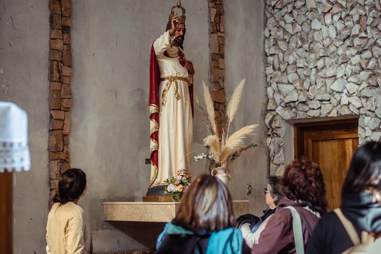 bfb2a40f-abcb-4390-85d7-bb5ddc41d65d