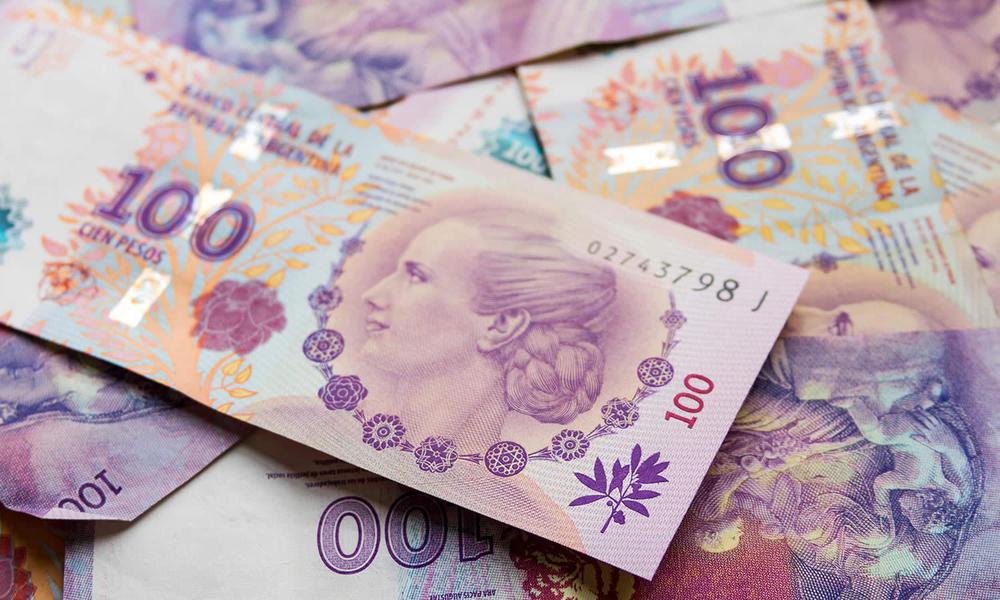 pesos argentinos