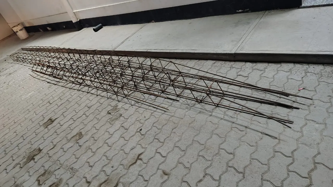 843c9efe-12fb-4198-a641-ff1cd9f61025