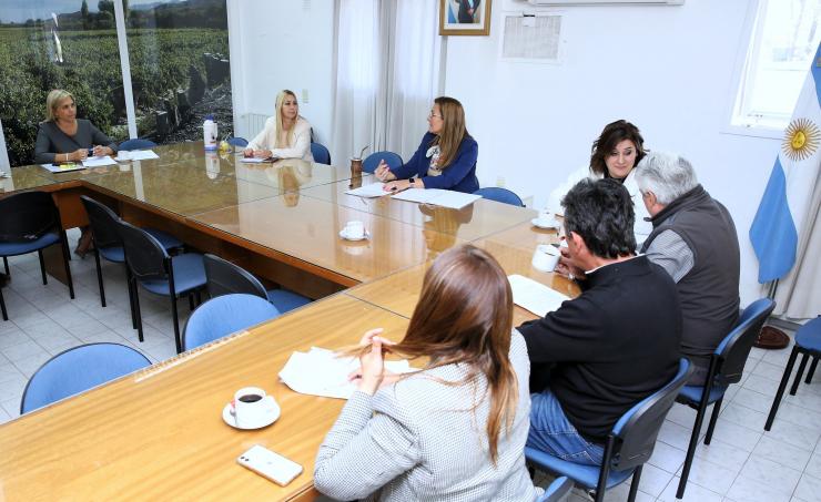 17ae2fe4eb63edca1c9be42ee476f644_L