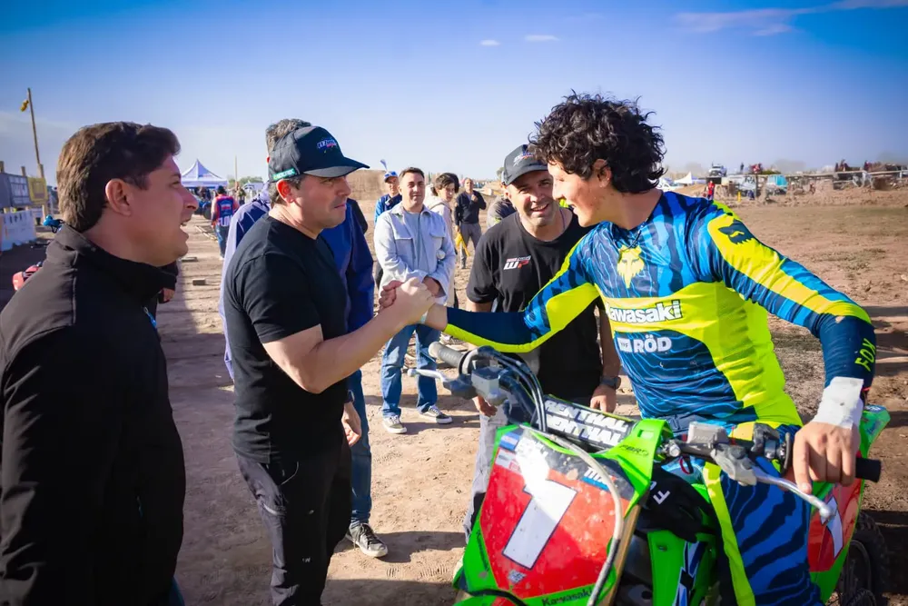 8e630329-cd45-4eb1-8a10-e22bc61b87df