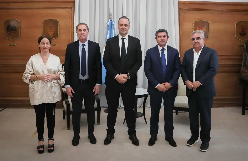 7c10456a-b122-4480-9797-91530f919909