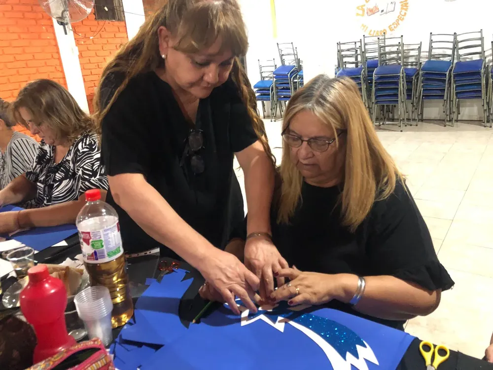 f0b6c9c0-c2ee-48d5-bcce-89755ef39093