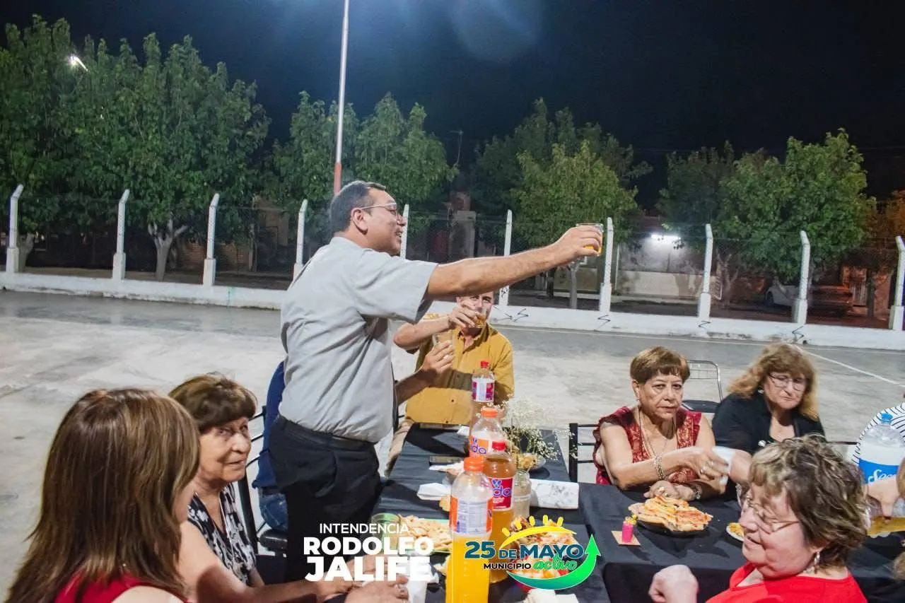 ba3eea44-926e-4a81-ab93-26140821bbbb