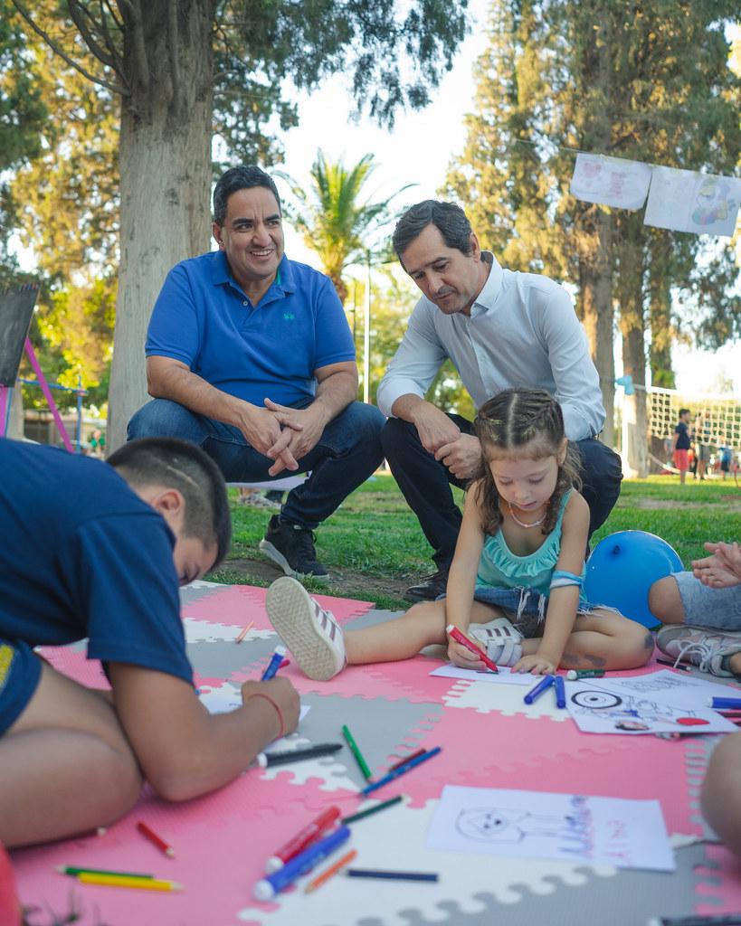 53629292083_b1db378ddf_b