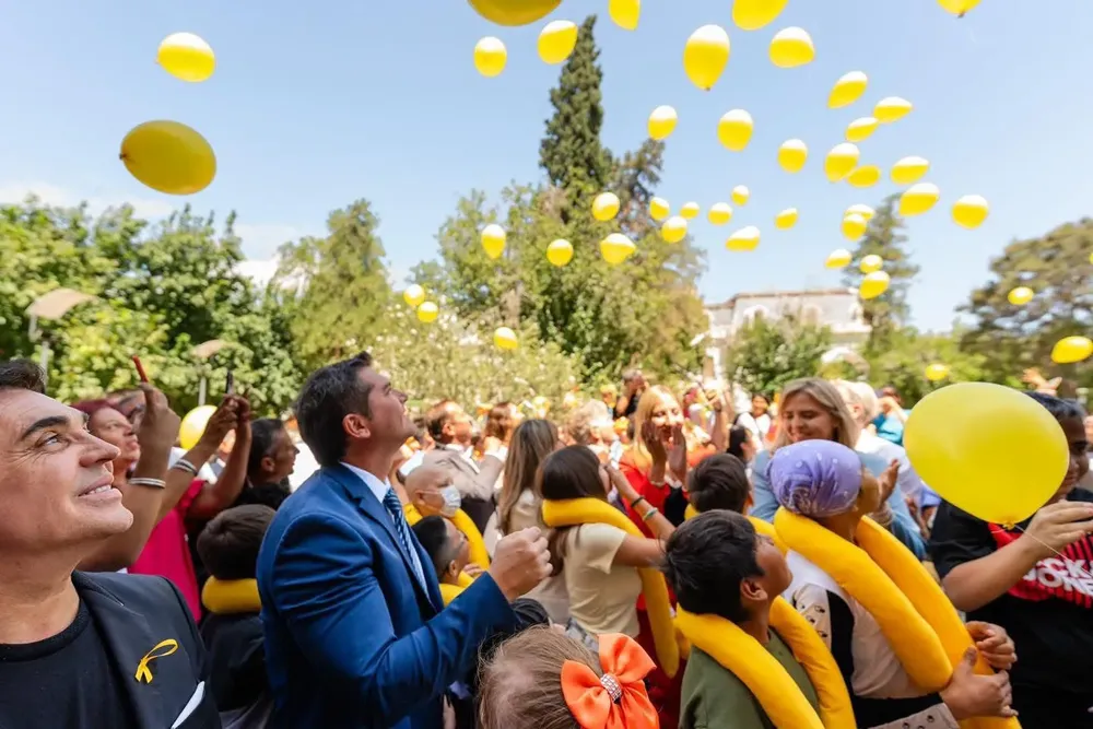 c65d8041-a253-4d1d-b448-3d9594196b29