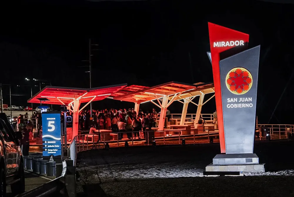 6a41d5ce-cf9f-4211-bd68-a8fb3880784e