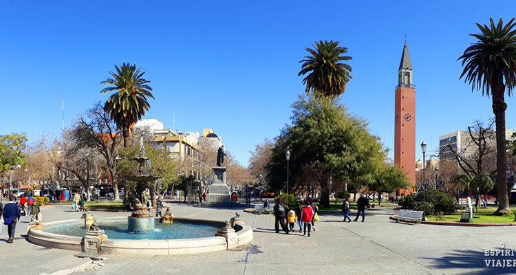 Plaza-25-de-Mayo-San-Juan-750x400