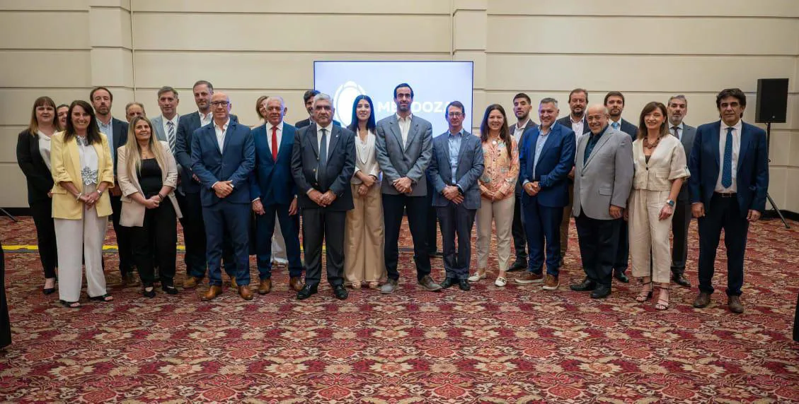 bb2932e6-d835-40a9-b81c-8e65d7914546