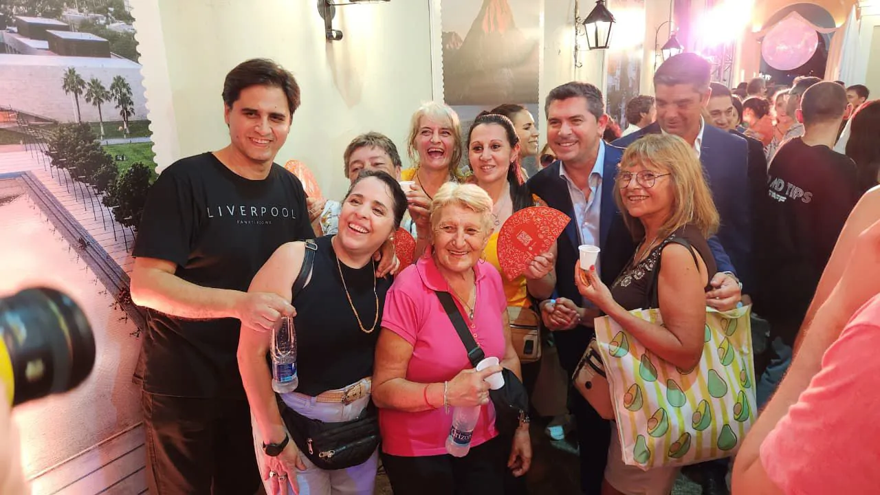 76f6aff9-43c1-4ccb-87fe-4381d6cadafd