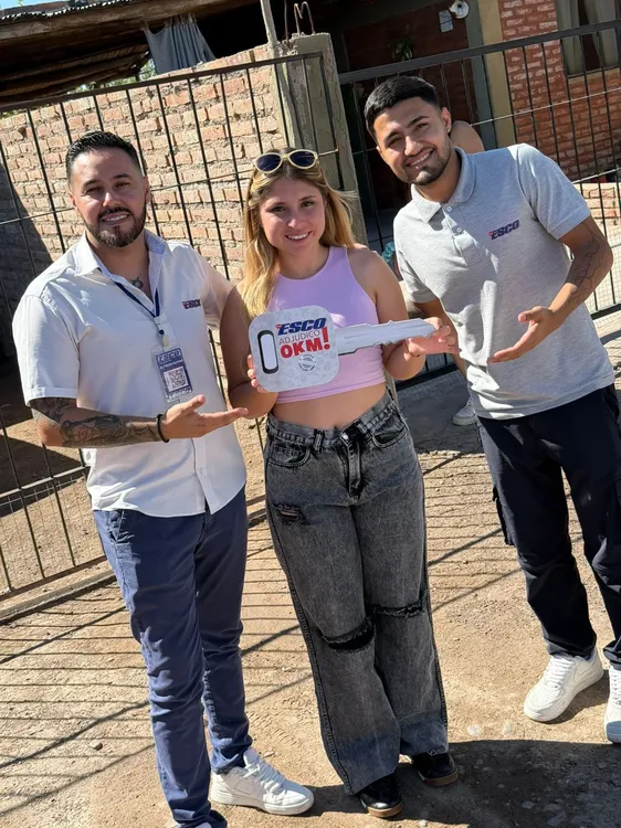 985ae879-80e2-497f-b405-9d8520518e8d