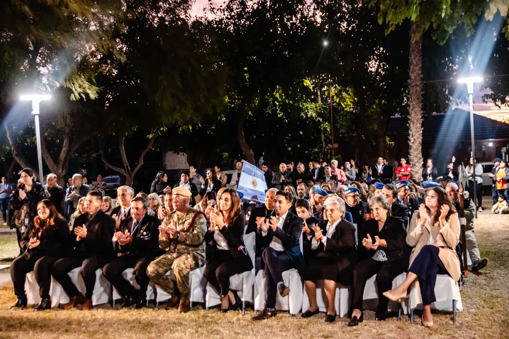 aab9b764-adef-4c53-9422-231667ea46e6