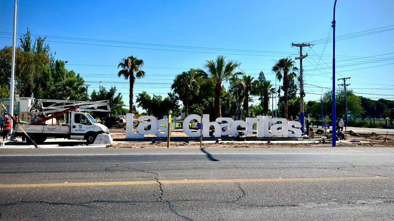 ef5baf55-9e4e-4691-b5f4-57f946d5722e