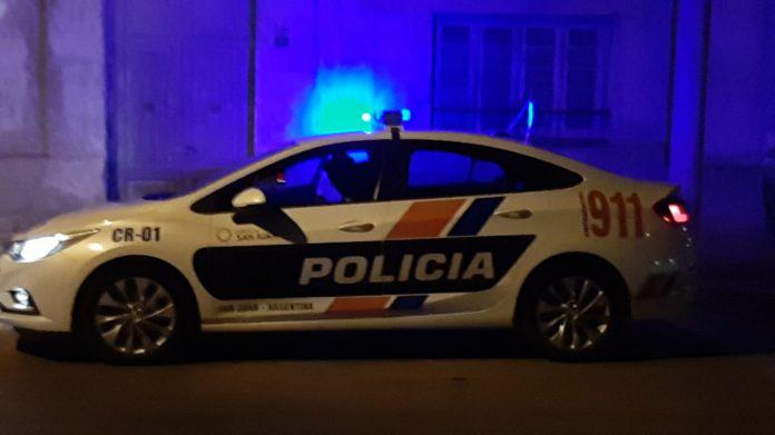 policía