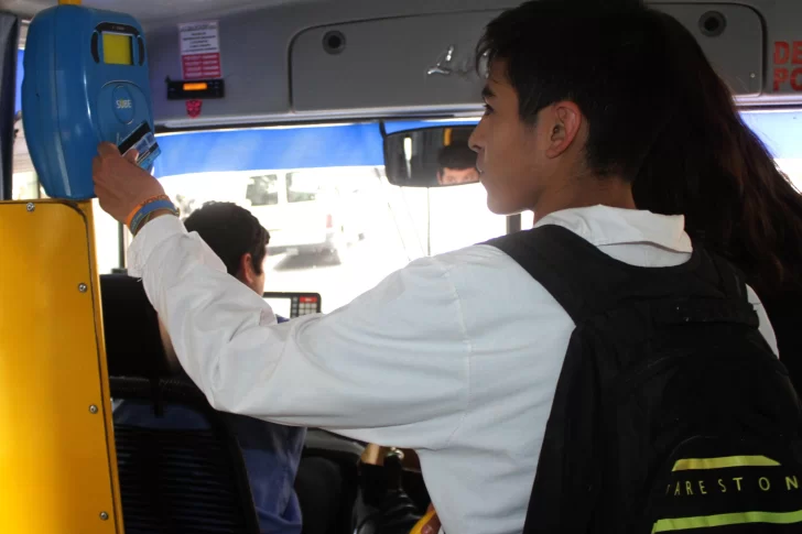 Boleto sube escolar