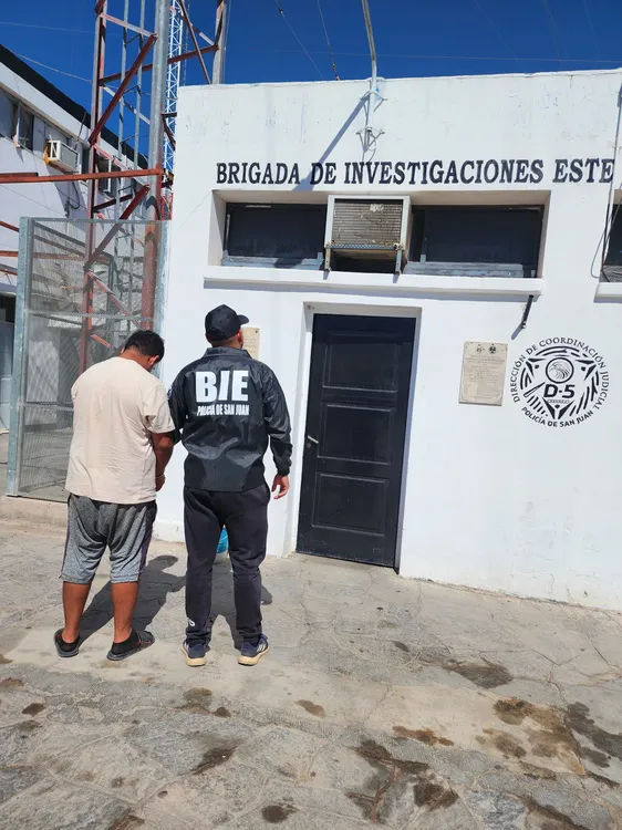 7a87fd81-2b06-4b08-875a-0546ef3908ac