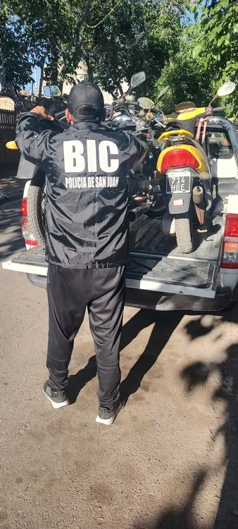 a73a19fc-e504-44da-82d5-0101f58a611e