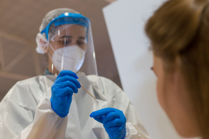 prueba-pcr-covid-728x484