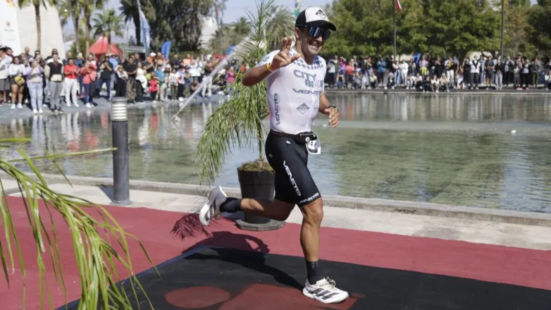 abfe57ca7bd2d40d05e24c6846d0aefc_L