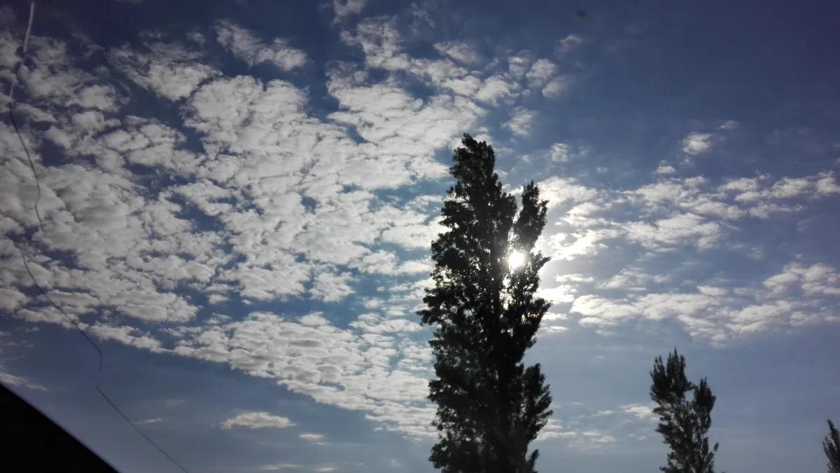 clima-san-juan-cielo-algo-nublado