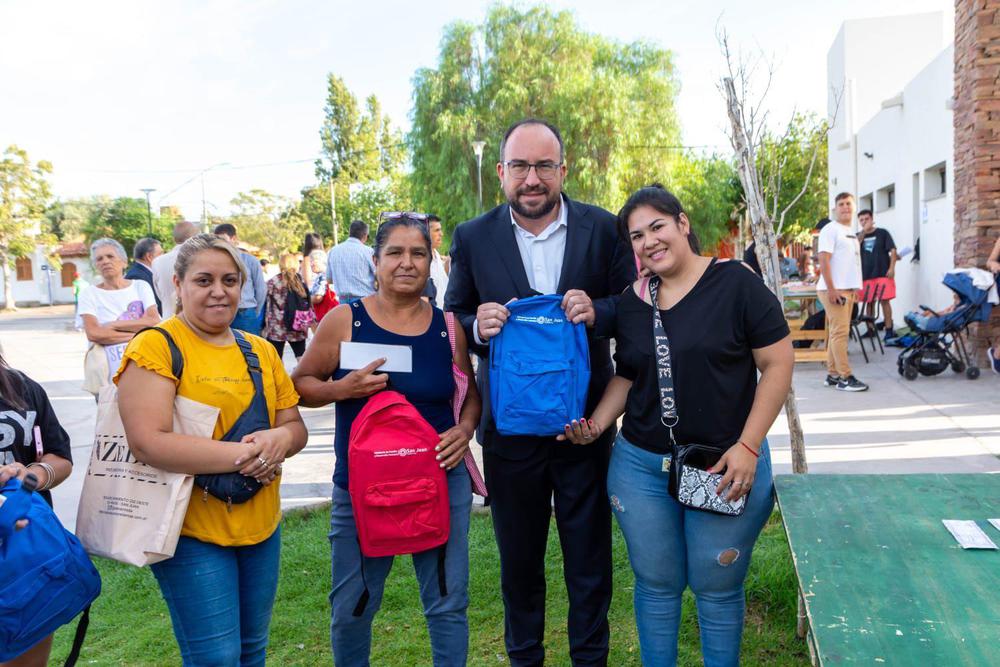 189837a6-014d-461d-bc5d-a0a148121275