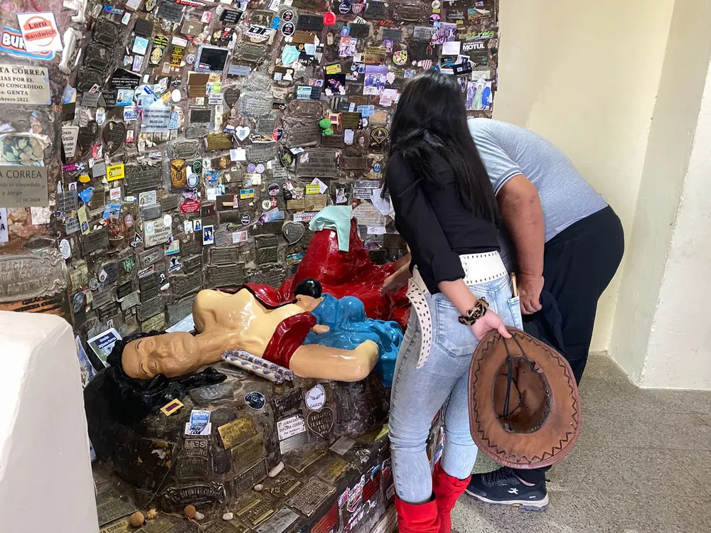 51356c03-3e20-48ff-ac93-37433a0ff97c (1)