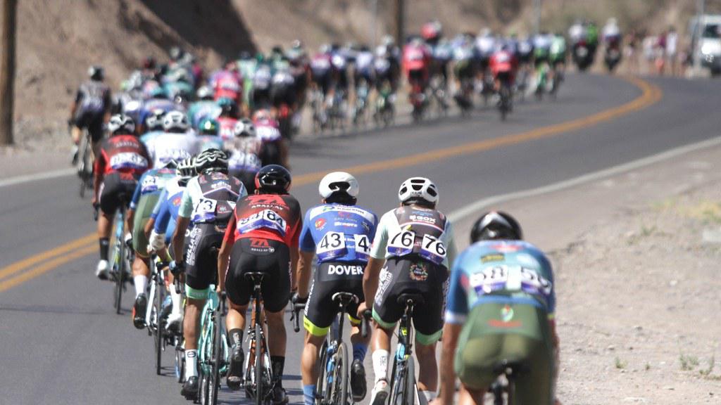 Ciclismo vuelta giro