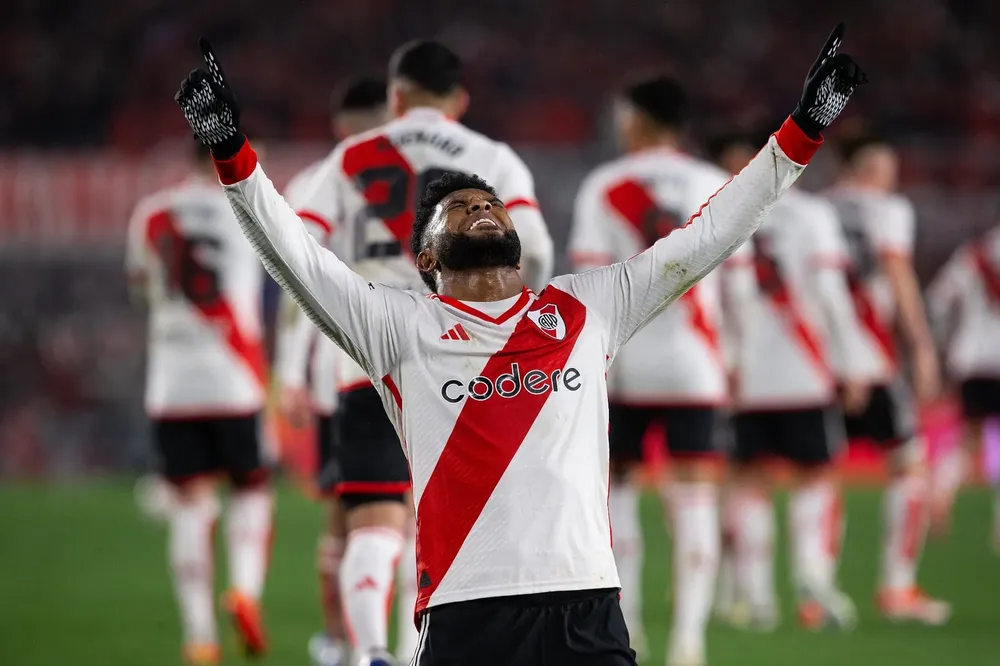 8eff23379e62f655563cce51c86ba12f