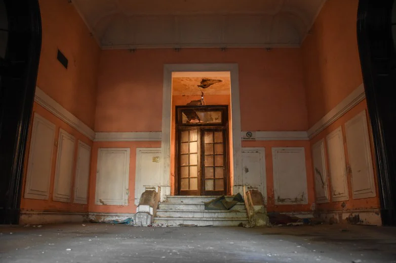 eccb91fe63bce40f2ae110e78a21df87_L