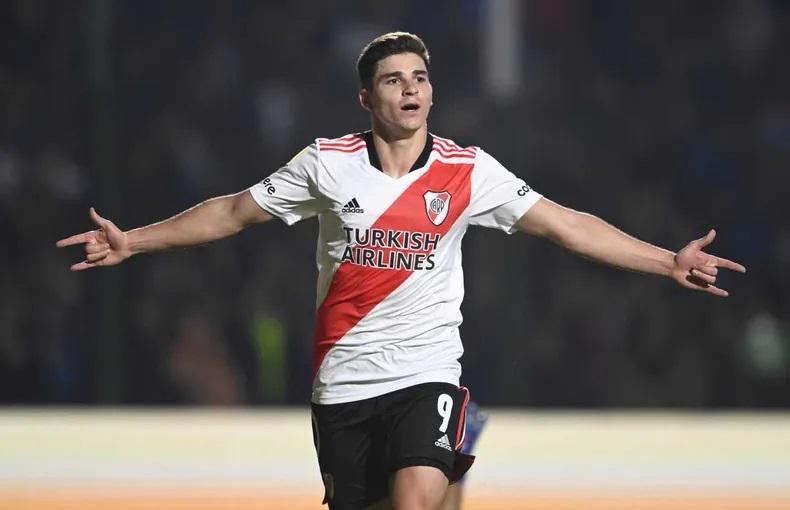 julian-alvraez-marco-tres-goles-river-contra-sarmiento