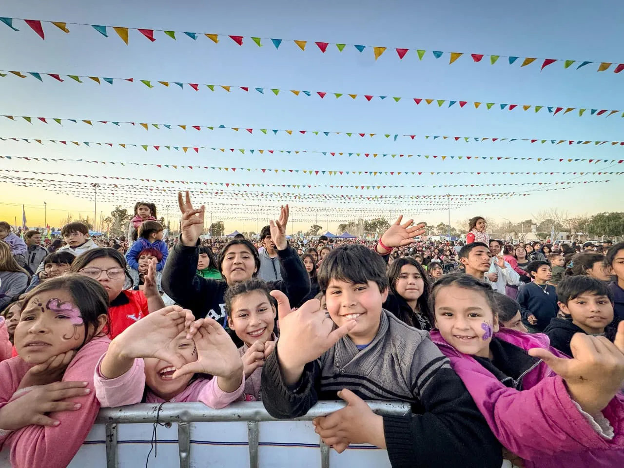 ae53dea4-77c2-4ee7-9c65-e27928f65efe