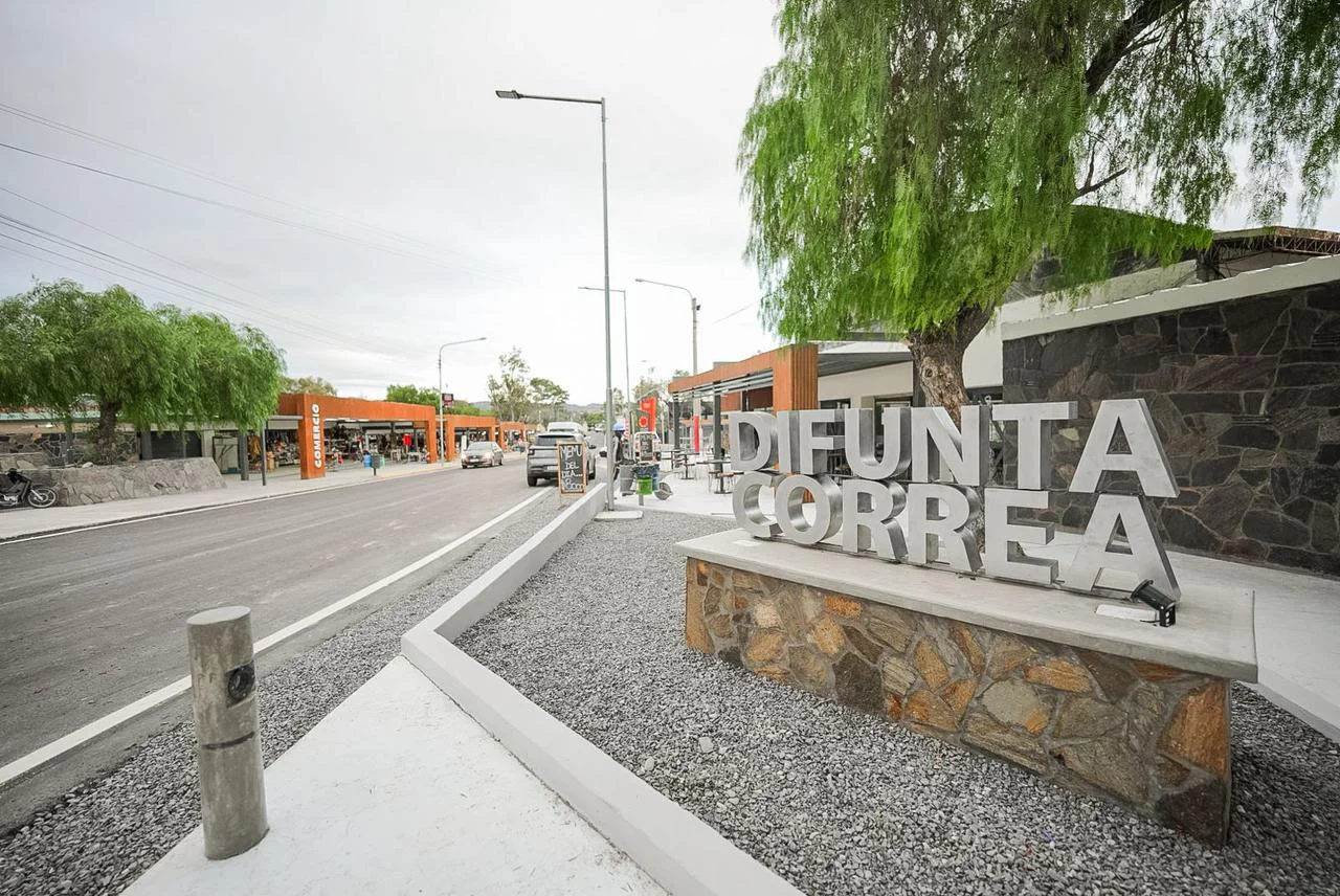 e4d71048-558d-405d-b7d3-4089b3a79659