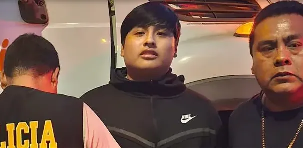 pequeño j
