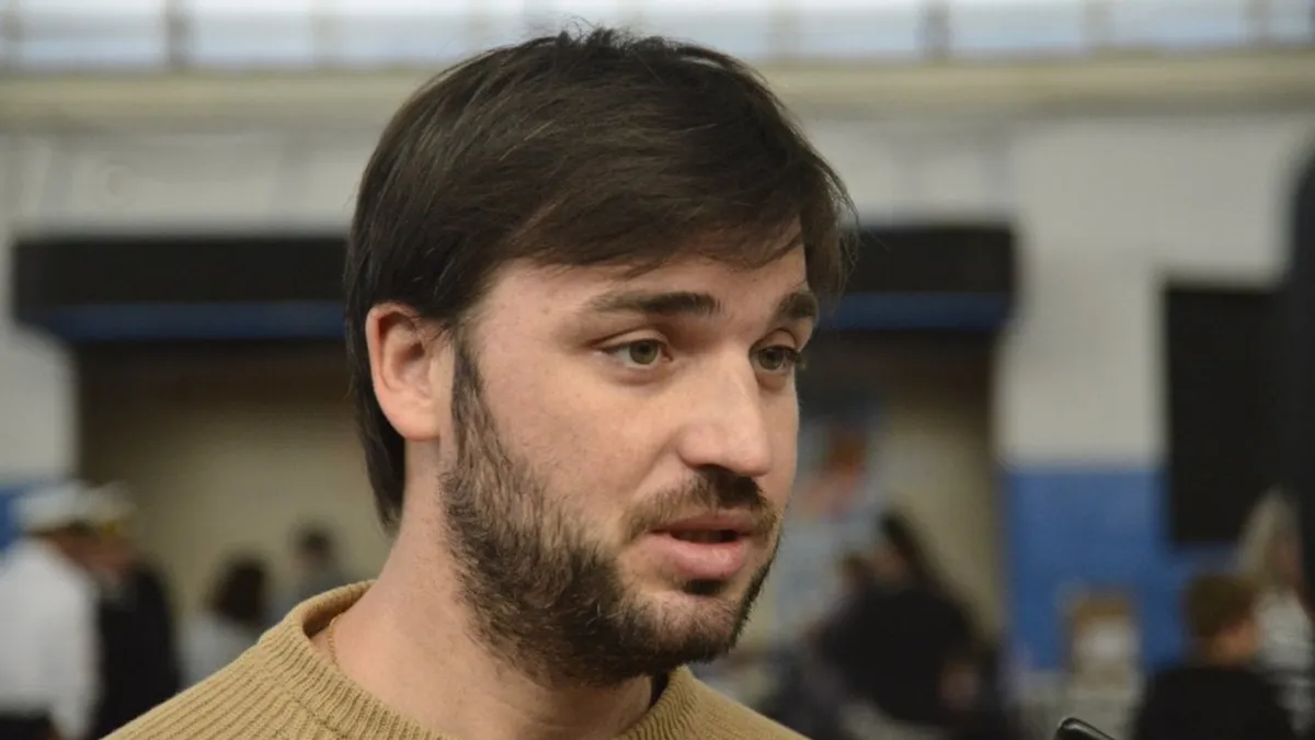 ignacio-torres-confirmo-que-esta-garantizado-el-pago-aguinaldos-chubut-la-intervencion-sergio-massa-foto-archivo