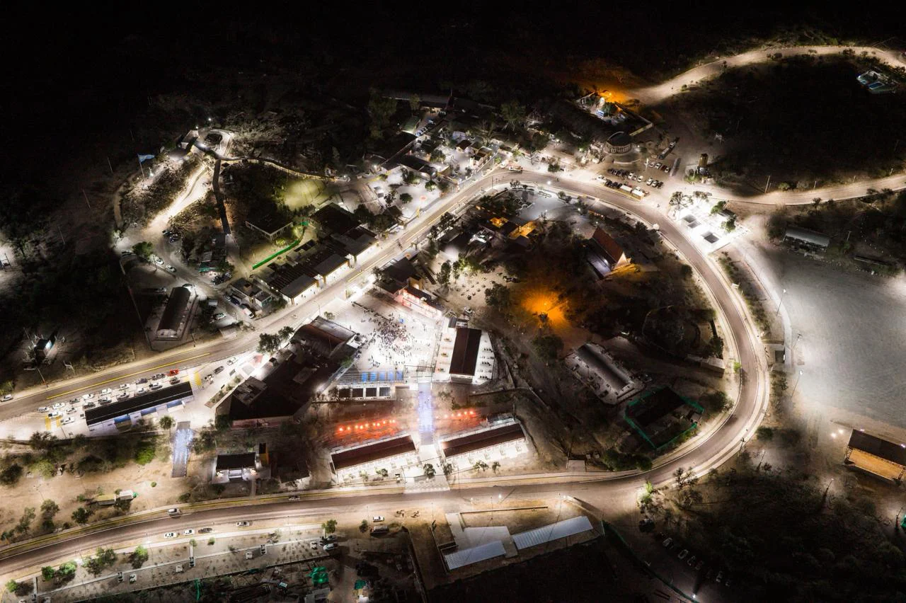 018e6b5b-fd4d-4b6a-93b2-579cfea4c757