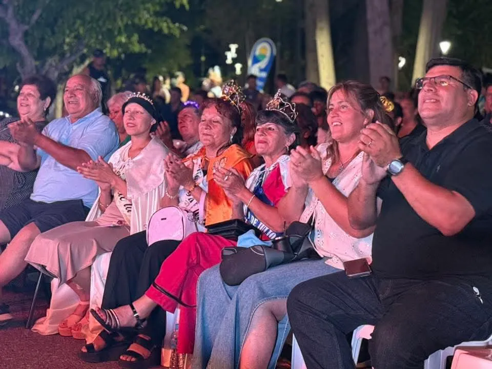 3e8bdffd-1689-4d3d-a870-2d720a9f5621