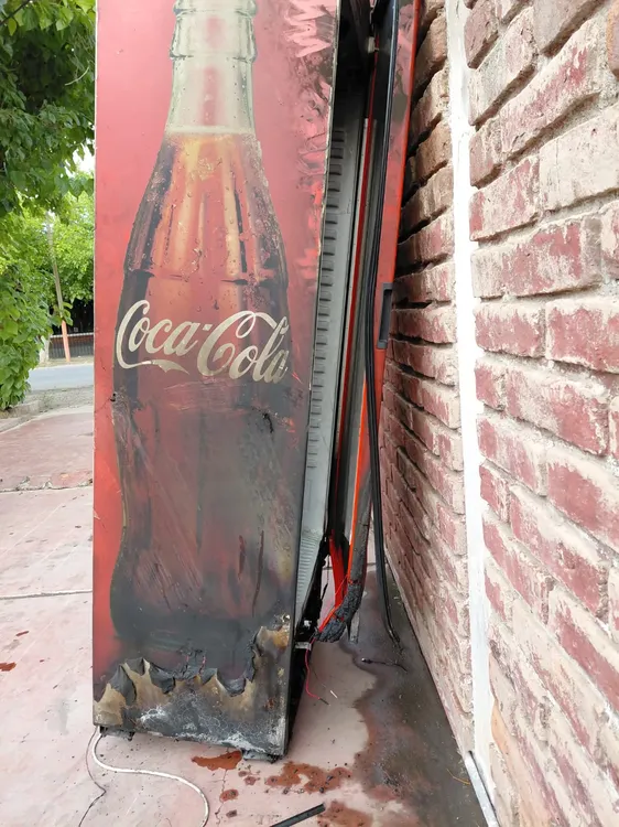 215dbbd1-f6b0-414c-b3b3-c561e9fe078b