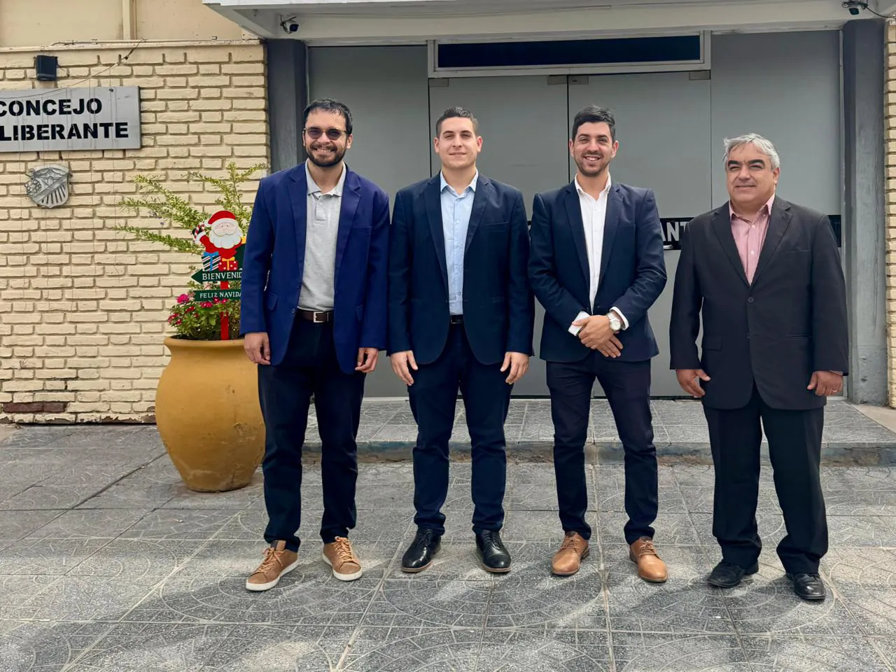 62247233-d68a-44d3-8a03-ca7a31864105