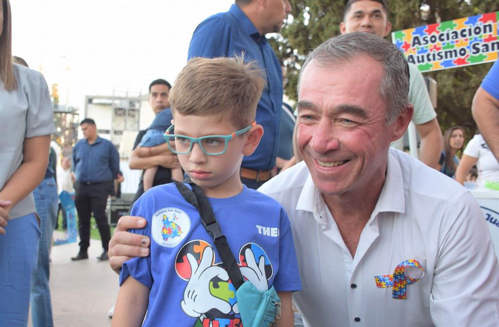 53629373514_9802196792_b