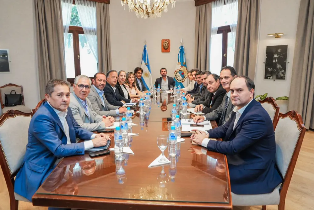 10fa9621-3669-4696-9a78-300244b5b4cc