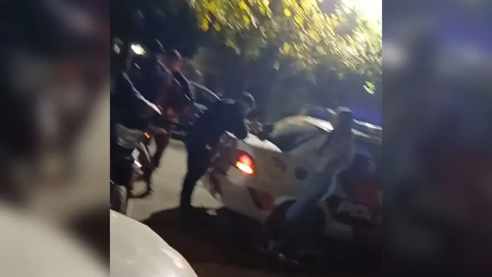 6efd930f-02a2-4209-8f34-c5a8d2ab8b1b