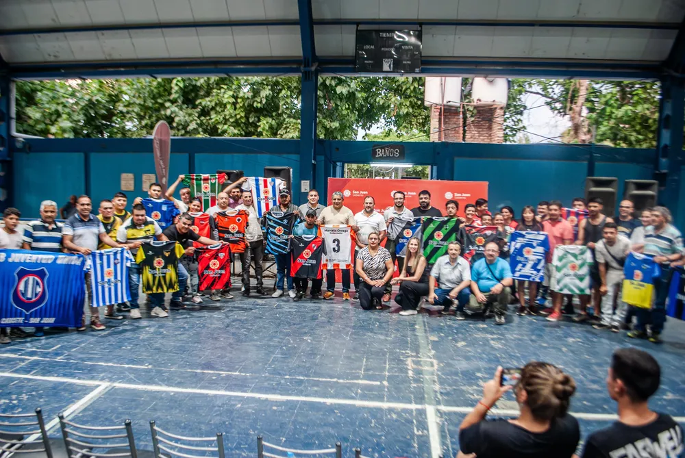 d7cc63f5-bf85-448a-8852-effef873e421