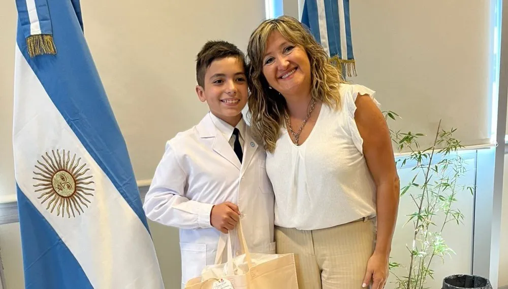 0d4f90fddfe71885e1468036f06dee8e_XL