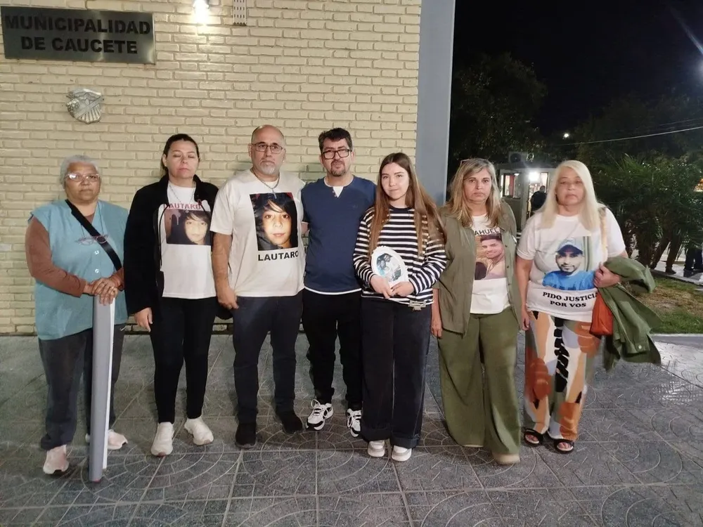 47047705-442d-4810-86e7-c7ee3e82a842