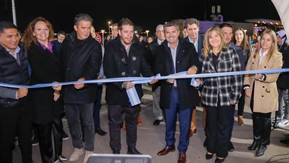 4c1a4e26f670cb213adc3836a62074a9_XL