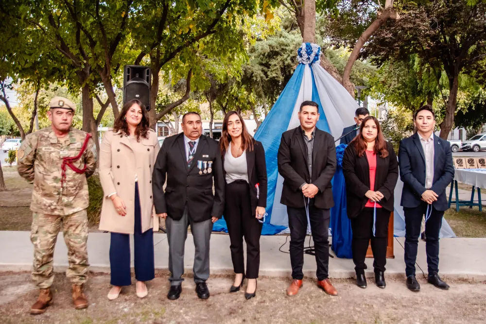 4d730e69-ed33-4ca4-b4ff-554c4878597a - copia